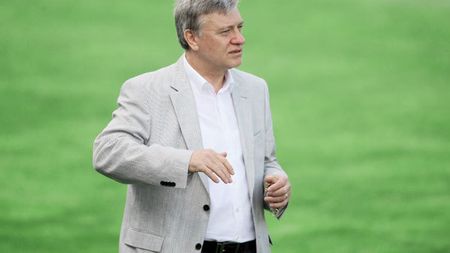 Sandu, atac dur la impresari!** "Au luat și de la vii și de la morți! Și-au luat drepturile și au lăsat jucători de izbeliște!"