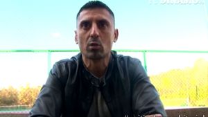 Dinamo își continuă "războiul" cu CCA. Ziua 2 de proteste: grecul Vassaras, invitat din nou să RĂ‚SPUNDĂ‚. VIDEO Mesajul lui Dănciulescu