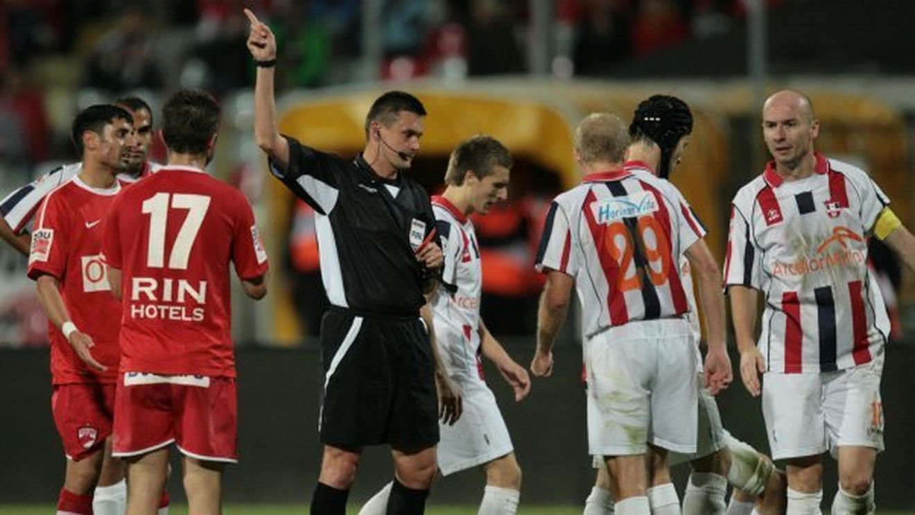 Nu vom lipsi din finala EL 2012!** "Cu siguranță meciul va fi arbitrat de un român"