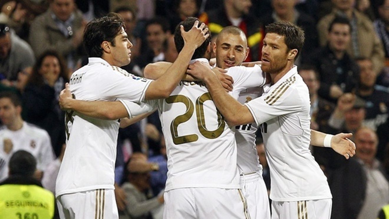 Se califică în Ligă și primesc cadou unul dintre 'gemenii' golului de la Real Madrid!** Chelsea, lăsată cu ochii în soare de banii șeicilor