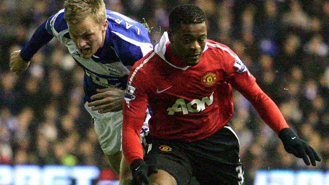 Evra, la Manchester United până în 2014