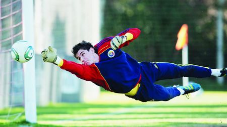 A vrut să rupă tradiția familiei!** "Lumea mă judeca după numele pe care-l port!"