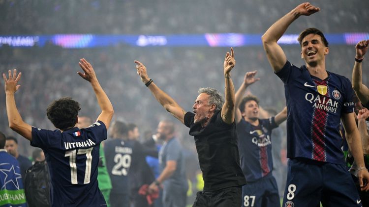 DECLARAȚII Reacția lui Luis Enrique după ce a instaurat hegemonia lui PSG în Europa cu al doilea trofeu Champions League câștigat: „Acum e momentul să facem asta!”