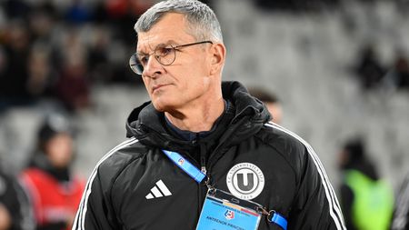 Răsturnare de situație la cea mai controversată fază din U Cluj - Rapid 2-1. Ce a descoperit Ioan Ovidiu Sabău: „Mie așa mi se pare”