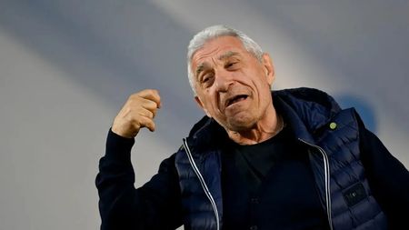 Fotbalistul lui Giovanni Becali pleacă de la Craiova, deși Rotaru a dat 1.000.000 de euro pe el. Impresarul l-a atacat pe Rădoi: „De ce îl mai bagi în lot, mă, să nu-l bagi 5 minute la 0-2?”