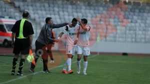 Probabil IMAGINEA sezonului în România!** FOTO EXCLUSIV: Un jucător din Liga 1 i-a arătat lui Ronaldo că e MIC! Vezi ce a reușit