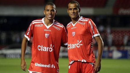 Dezvăluire | Nu Mutu l-a "ochit" primul pe Rivaldinho! Fiul lui Rivaldo a fost la un pas de o altă echipă din Liga 1: "Voia 3 mese pe zi..."