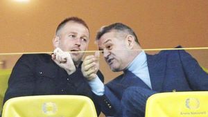 Gigi Becali îl pune la zid pe Edi Iordănescu după rușinea cu Muntenegru: „Cum să-l lași pe Tavi Popescu pe bancă? El e Maradona, Messi, Neymar!”