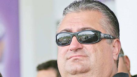 Iancu: "Sandu a avut bărbăția să-i zică lui Blatter despre falsurile de la FRF?"