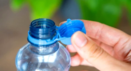 Câte minute de somn PIERDEM din cauza substanțelor toxice din plastic?