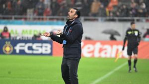 Charalambous, scos din sărite de Tănase! Decizia tactică pe care i-a ordonat-o decarului în FCSB - Dinamo