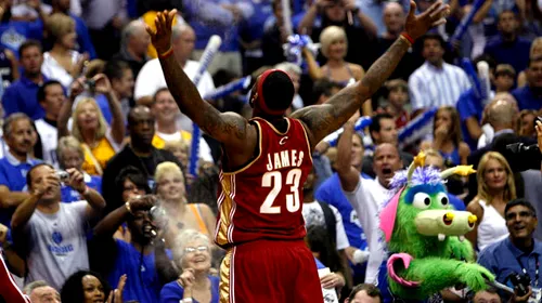 Transfer de pe altă planetă! ‘King LeBron’ a ales Miami Heat! „Un trădător laș”