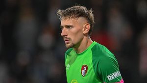 Transferul care îi schimbă viața lui Ionuț Radu. Poate semna un contract uriaș: e dorit de echipa care îi oferă un salariu record lui Jose Mourinho!