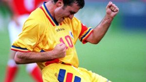 „Hagi,** ultimul rege al Europei"
