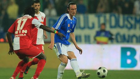 "Nu ne gândim la titlu"