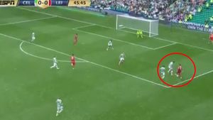 S-a întors Leicester! VIDEO Gol fabulos marcat de Riyad Mahrez în amicalul cu Celtic