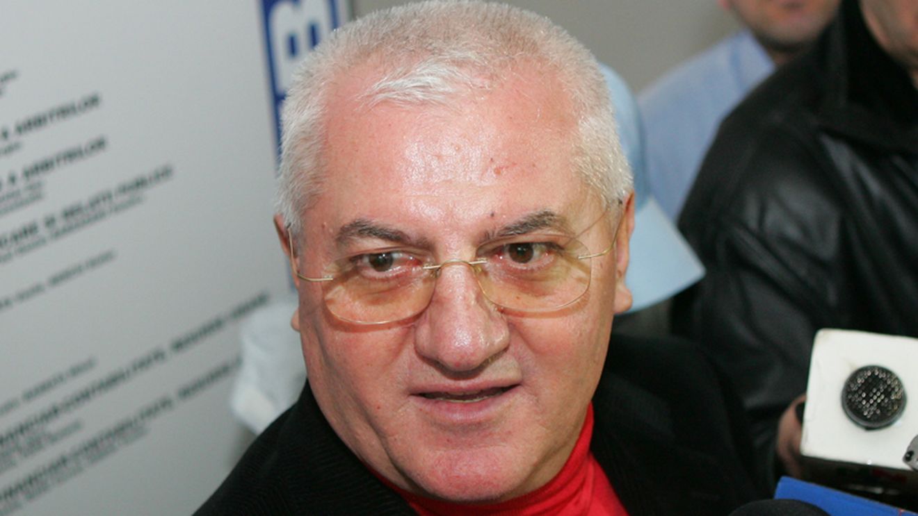 Dragomir: "Contra? Magnific! E printre cei mai buni fundași din Europa"