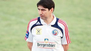 Pițurcă întinerește naționala