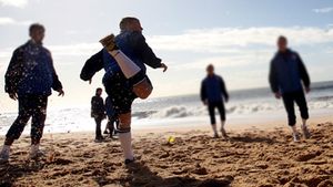 România, în sferturile de finală în calificările pentru CM de fotbal pe plajă!