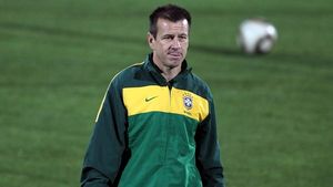 Dunga: "Eliminarea Italiei nu este doar din vina lui Lippi"