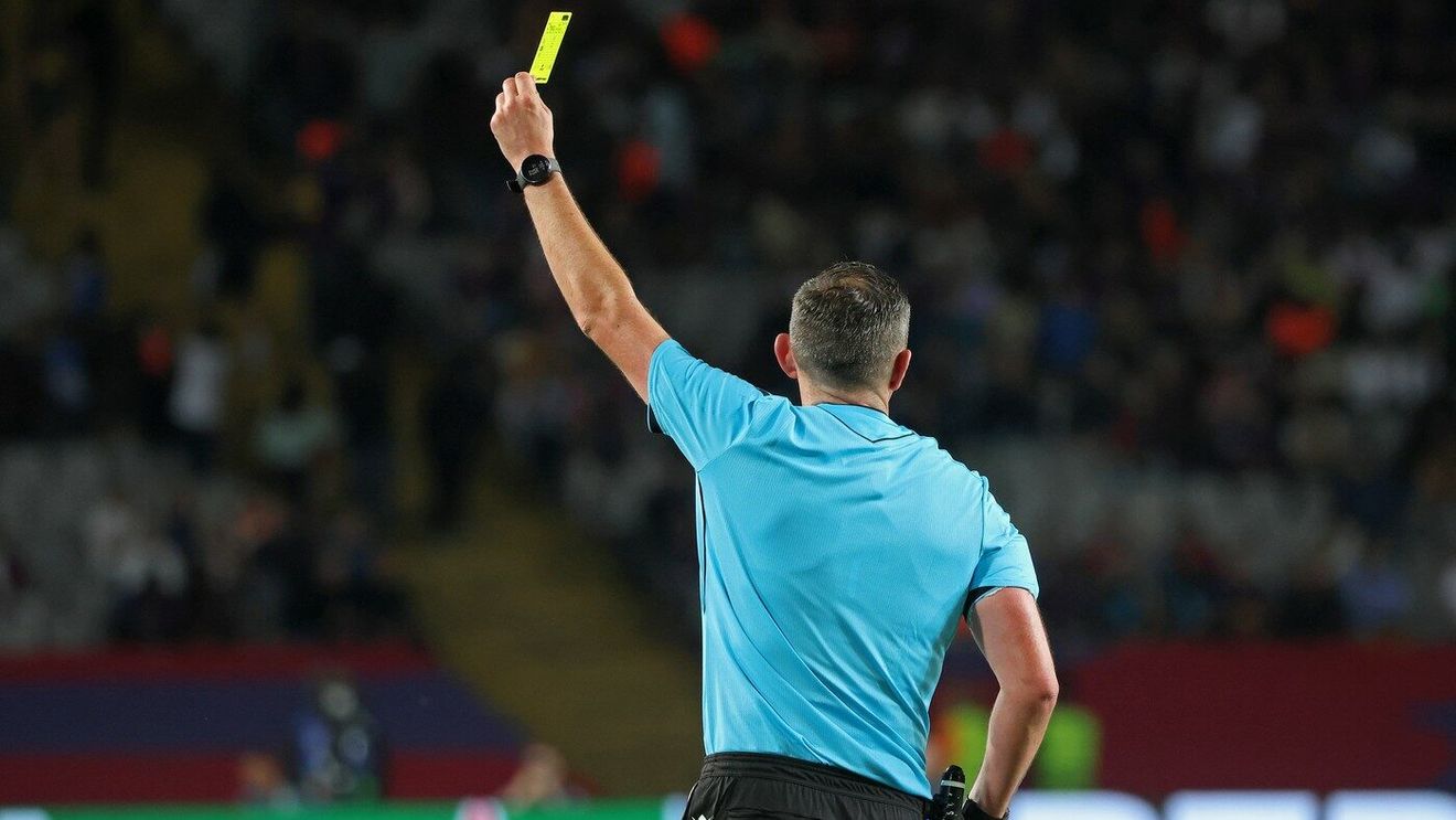 Arbitru de prestigiu la Bosnia - România! Pe cine a delegat UEFA