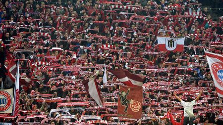 Bayern, pedepsită aspru de UEFA. FOTO - Banner-ul din cauza căruia o parte a arenei va fi închisă la "sfertul" din Ligă cu United