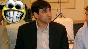 "Piți prinde 1000 de posturi TV! Așa monitorizează jucătorii!"