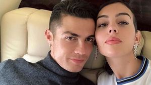 FOTO | Iubita lui Cristiano Ronaldo, apariție incendiară la meciul cu Ajax. Nu i-a purtat însă noroc portughezului, eliminat din Liga Campionilor 