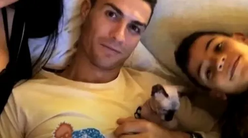 Asta da viață de felină! Pisica lui Cristiano Ronaldo și a Georginei Rodriguez a fost călcată de o mașină și celebrul cuplu a trimis-o pentru tratament în Spania, la bordul unui avion privat!
