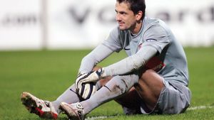 Dinamo rămâne fără titluri!** Epurare masivă în lotul "câinilor"