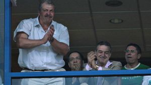 Duckadam se "vopsește" pentru meci și-i înfurie pe steliști:** "La meciul Dinamo - CFR voi fi dinamovist din tot sufletul meu"