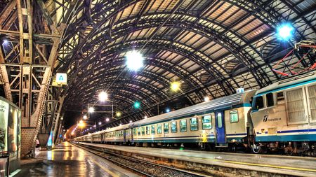 Maroni: "Napoletani, stați acasa!"