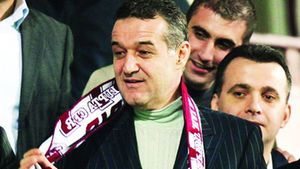 Turcu: "Gigi o să poarte iar fularul lui Dinamo la gât!"