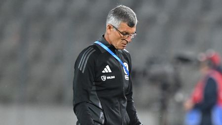 Transferul care l-a convins pe Sabău: „S-ar putea să schimb total echipa pentru el”