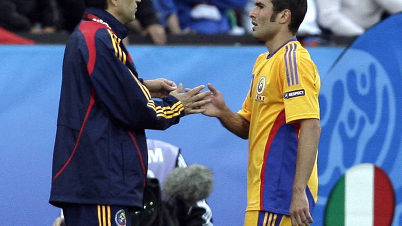 Mutu și-a luat adio de la meciul cu Belgia!** Lista stranierilor chemați de Pițurcă pentru amicalul cu "dracii roșii"