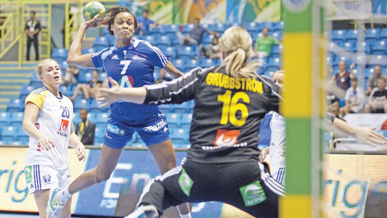 Allison în Țara Minunilor!** Cel mai bun "centru" al lumii vine la Oltchim