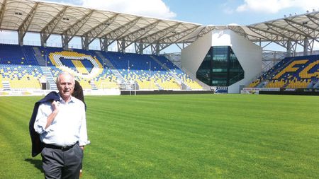 Nu e SF: Eriksson, pe Arena OZN!** "Suntem încântați!" Singura piedică de care s-ar putea lovi fostul manager al Angliei pe "Ilie Oană"