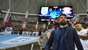 Rapid vrea să scape de un titular! A fost om de bază în Giulești, dar Adi Mutu nu-l mai vrea la echipă | EXCLUSIV