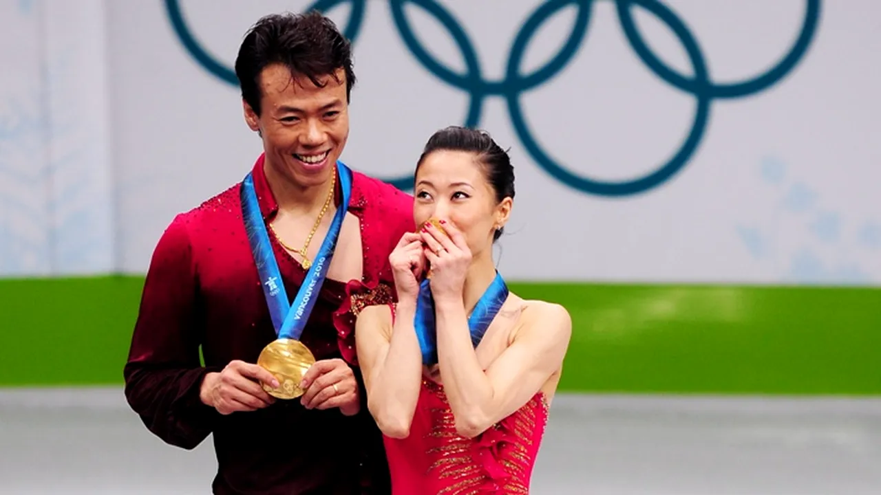 Shen Xue și Hongbo Zhao, aur olimpic** în proba de perechi la patinaj artistic