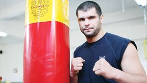 Daniel Ghiță, omul care s-a bătut cu Schilt, Saki și Zimmerman, revine în ring după patru ani! Cine îi va fi adversar 