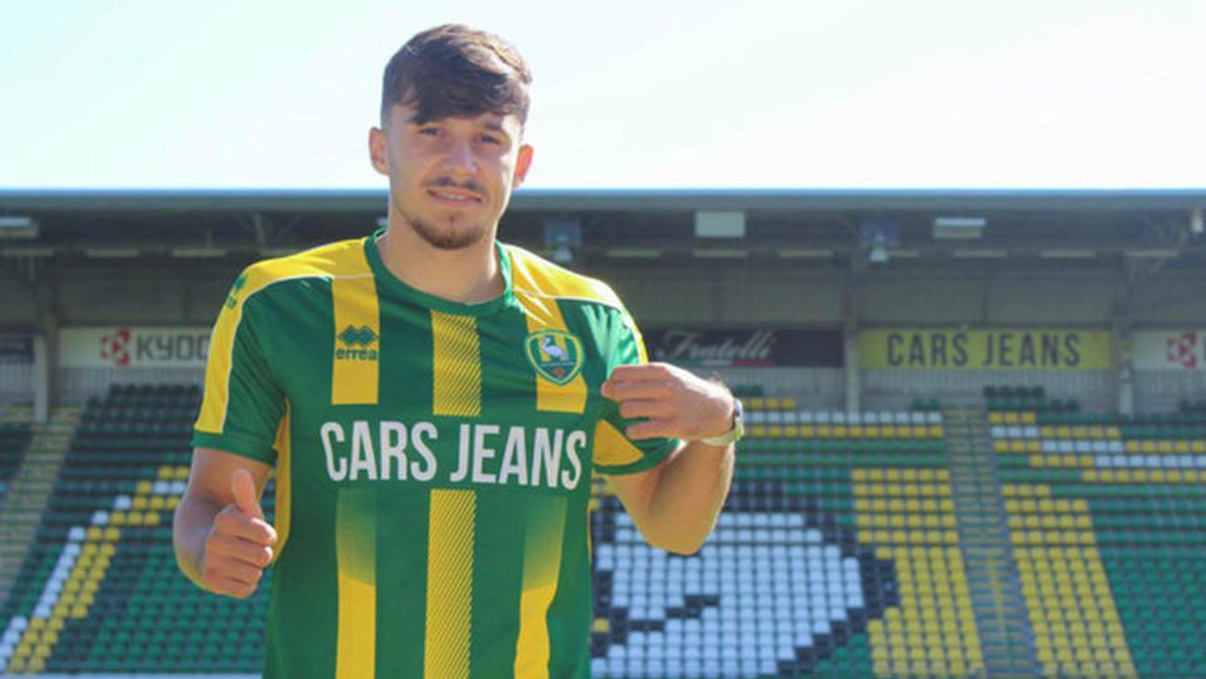 Fotbalist român, transferat din Spania în Olanda! Se va duela cu Răzvan Marin în campionatul batav