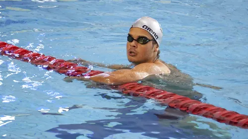 Rezultat de senzație la Campionatele Europene de la Glasgow: Robert Glință, la 8 sutimi de recordul mondial în semifinalele probei de 50 de metri spate! Sâmbătă înoată pentru aur