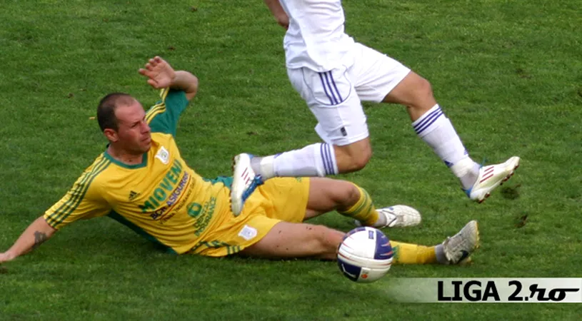 Calificare** cu rezervele