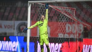 Lovitură pentru Plamen Iliev! Portarul lui Dinamo e refuzat de Ludogoreț Razgrad. „E greu să mai ajungă la noi!”