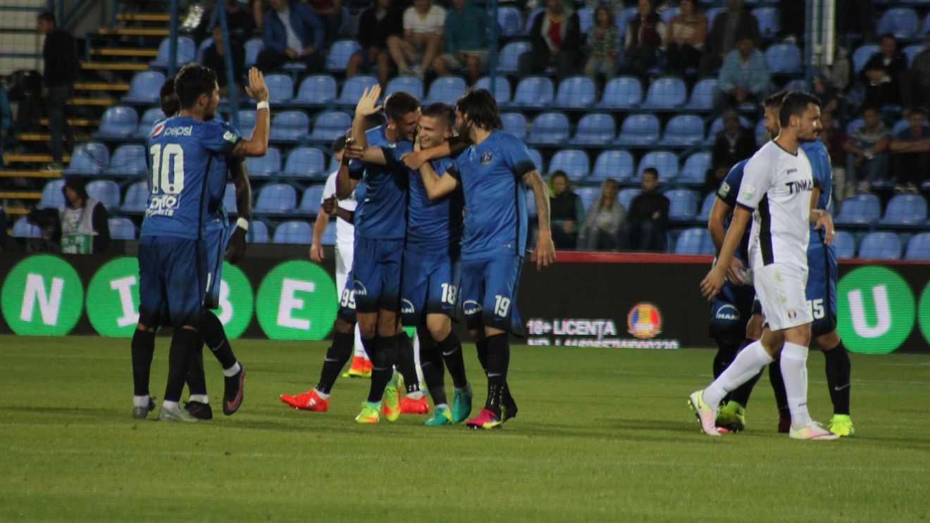 INTERVIU | Cum a trăit Răzvan Marin primul titlu din istoria Viitorului: "Încercam să îi sun, dar foarte greu dădeam de ei". Ce spune despre încercarea FCSB de a triumfa la TAS. În așteptarea medaliei de campion 