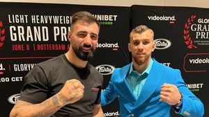 Provocarea carierei pentru Ștefan Lătescu! Sportivul ieșean a ales să lupte în Glory cu fostul campion mondial Donegi Abena și poate da peste Bogdan Stoica doar în finala piramidei: „De mult îmi doream să lupt cu Abena”. EXCLUSIV