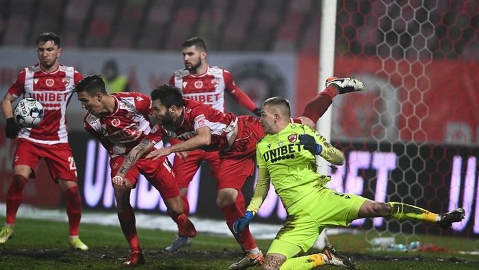 Decizia care a schimbat atmosfera din vestiarul lui Dinamo. „Vreau să-l felicit pe cel care a insistat pentru el!” | VIDEO EXCLUSIV ProSport LIVE