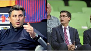 Lung și la obiect! Lupescu i-a răspuns, în sfârșit, lui Burleanu. Atacul lansat al "Kaiserului", într-o scrisoare deschisă pentru șeful FRF: de la "ați vrut să mă eliminați din alegeri pentru că eram supra-calificat", până la "veți juca și veți pierde", via reproșuri, critici și un episod lacrimogen