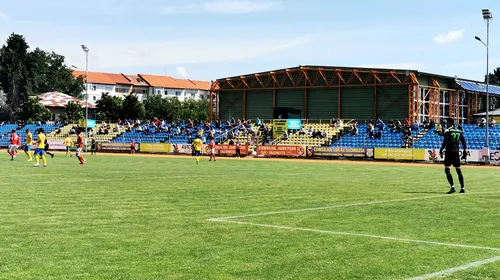 Primul meci în România desfășurat oficial cu spectatori, după redeschiderea porților închise în urma declanșării pandemiei <i class='ep-highlight'>COVID</i>-19. Câte persoane au asistat la joc