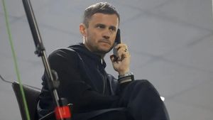 Dinamo n-a făcut încă cerere să joace cu FCSB pe Cluj Arena. Ce anunță ardelenii despre găzduirea marelui derby. „Avem cea mai mică taxă de închiriere și cel mai bun gazon din țară”. EXCLUSIV